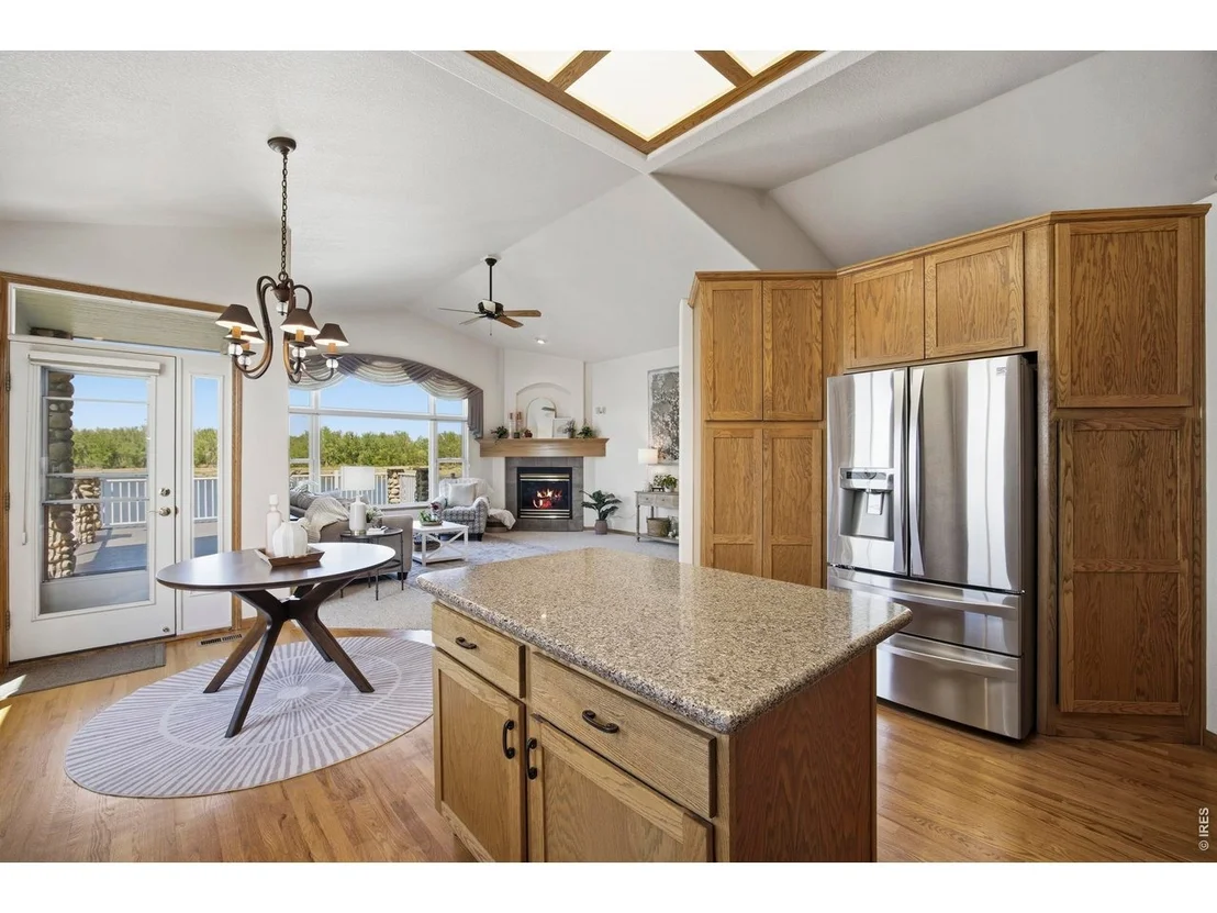 Photo of 510 Lakeside Pl
