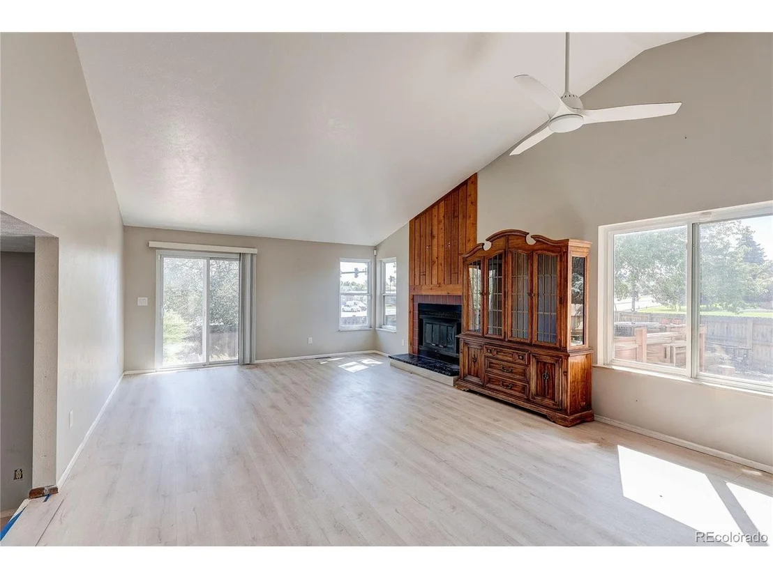 Photo of 18466 E Crestline Cir