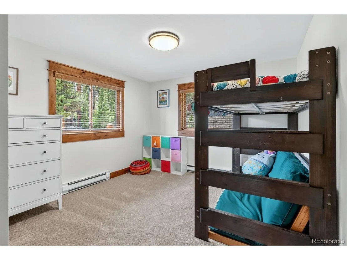 Photo of 54 Lakeview Dr