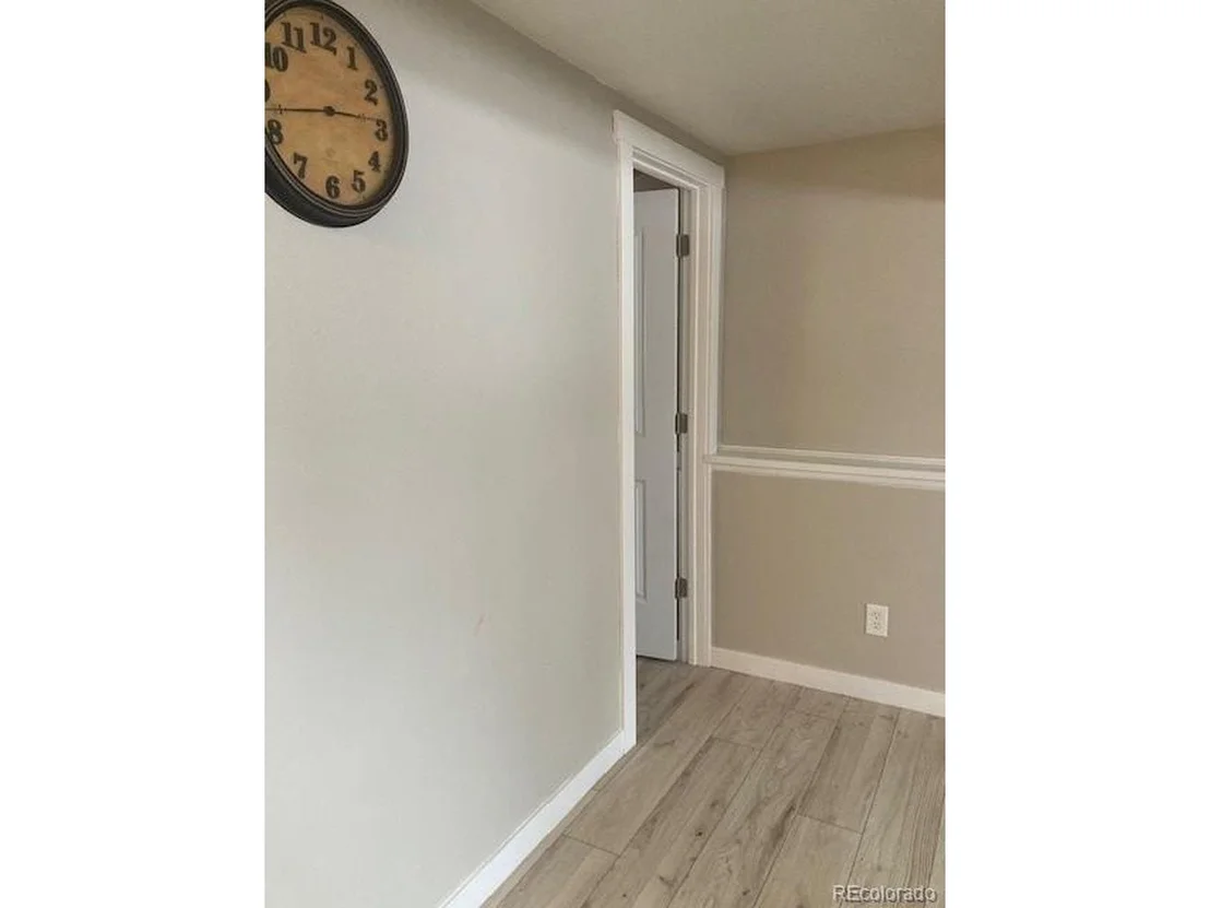 Photo of 102 3rd St