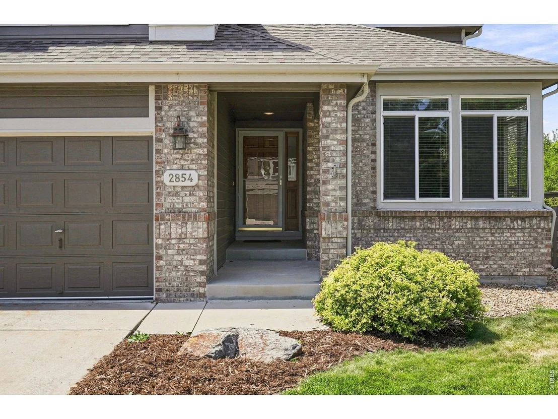 Photo of 2854 Blue Jay Way