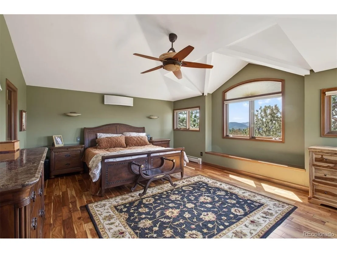 Photo of 1674 Tamarac Dr