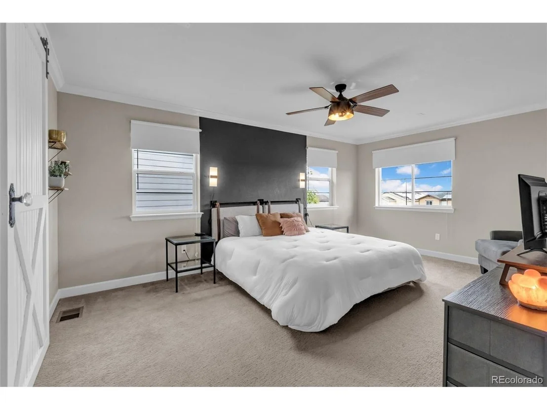 Photo of 1065 White Leaf Cir