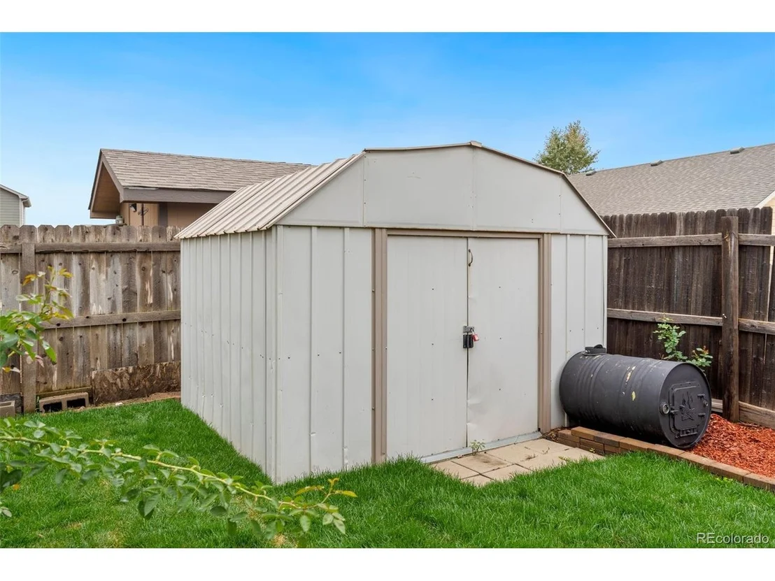 Photo of 2933 Alpine Ave
