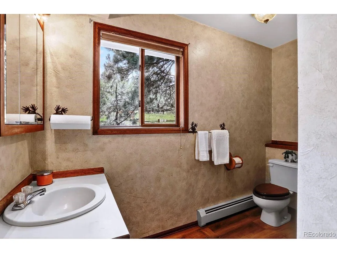 Photo of 1539 Bluebird Dr