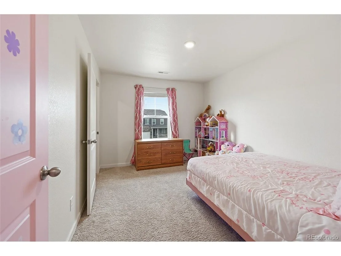 Photo of 281 Raven Ln