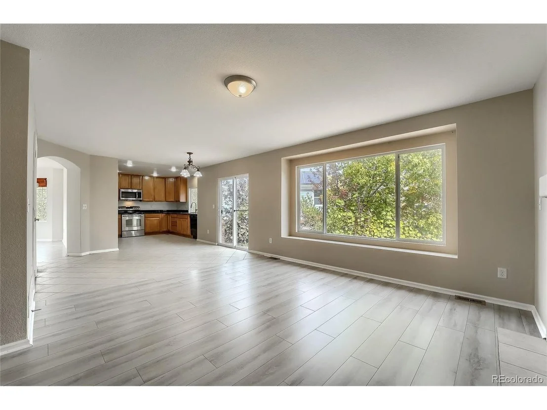 Photo of 2073 Mountain Iris Dr