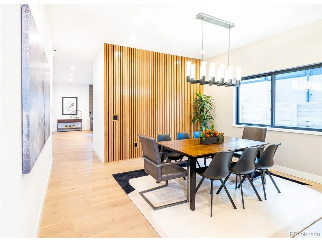 Photo of 2126 Vine Ave