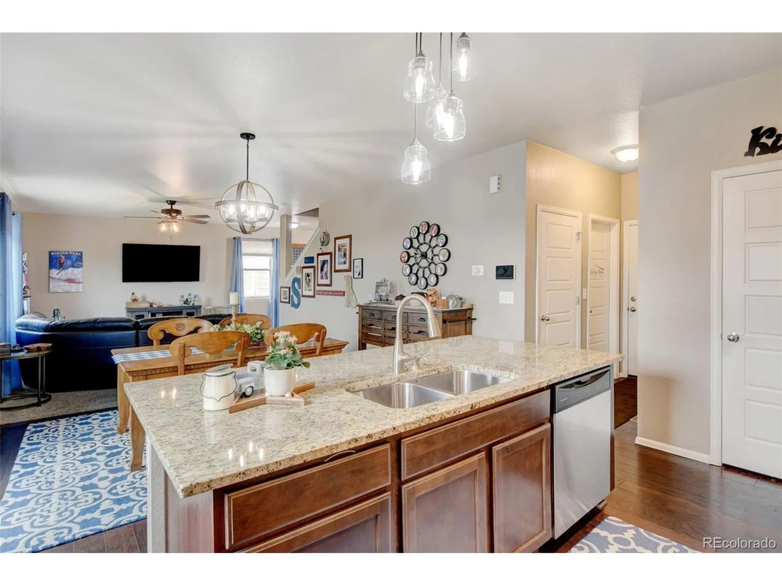 Photo of 5269 Silver Maple St