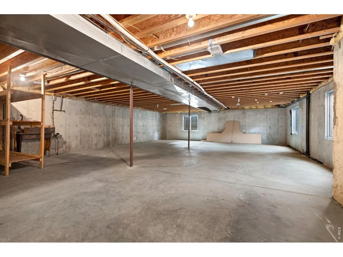 Photo of 910 N 7th Pl