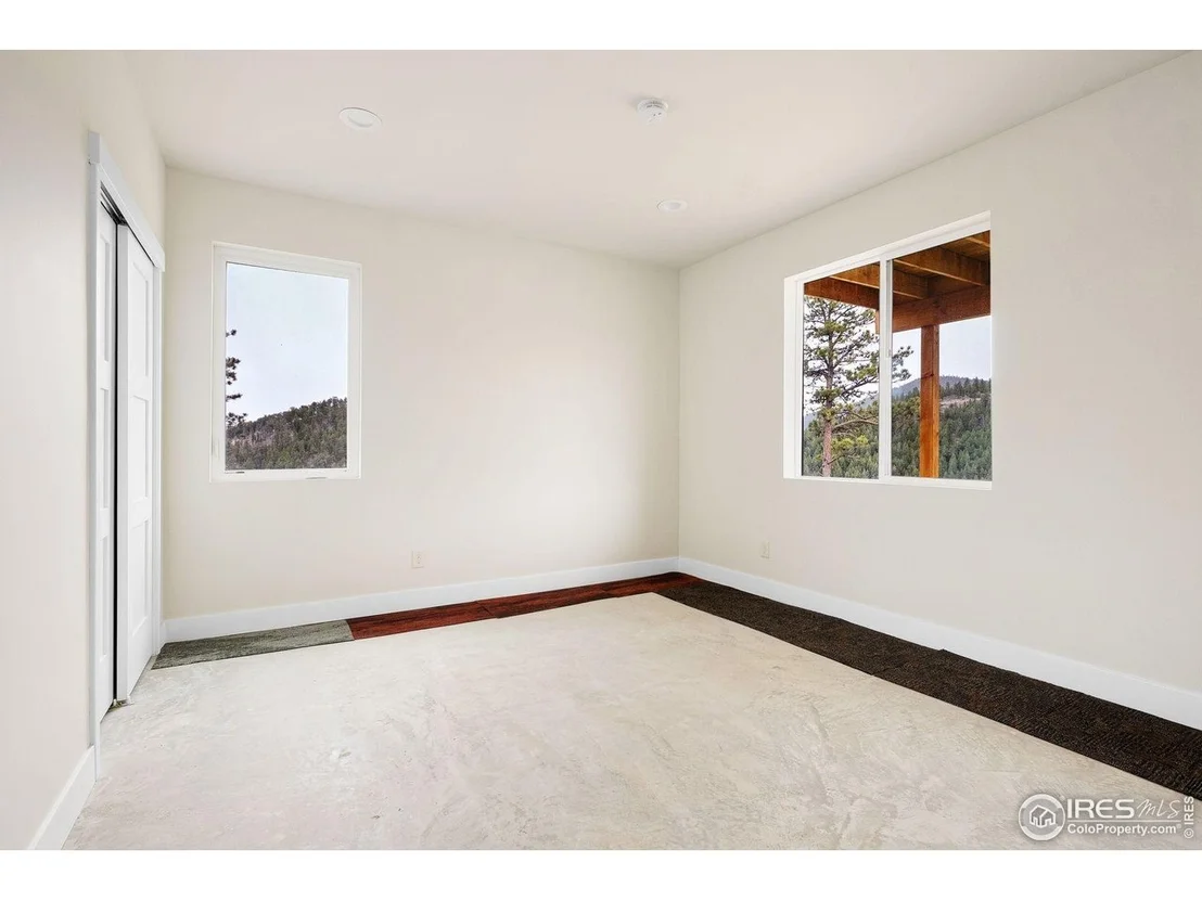 Photo of 450 Melvina Hill Rd