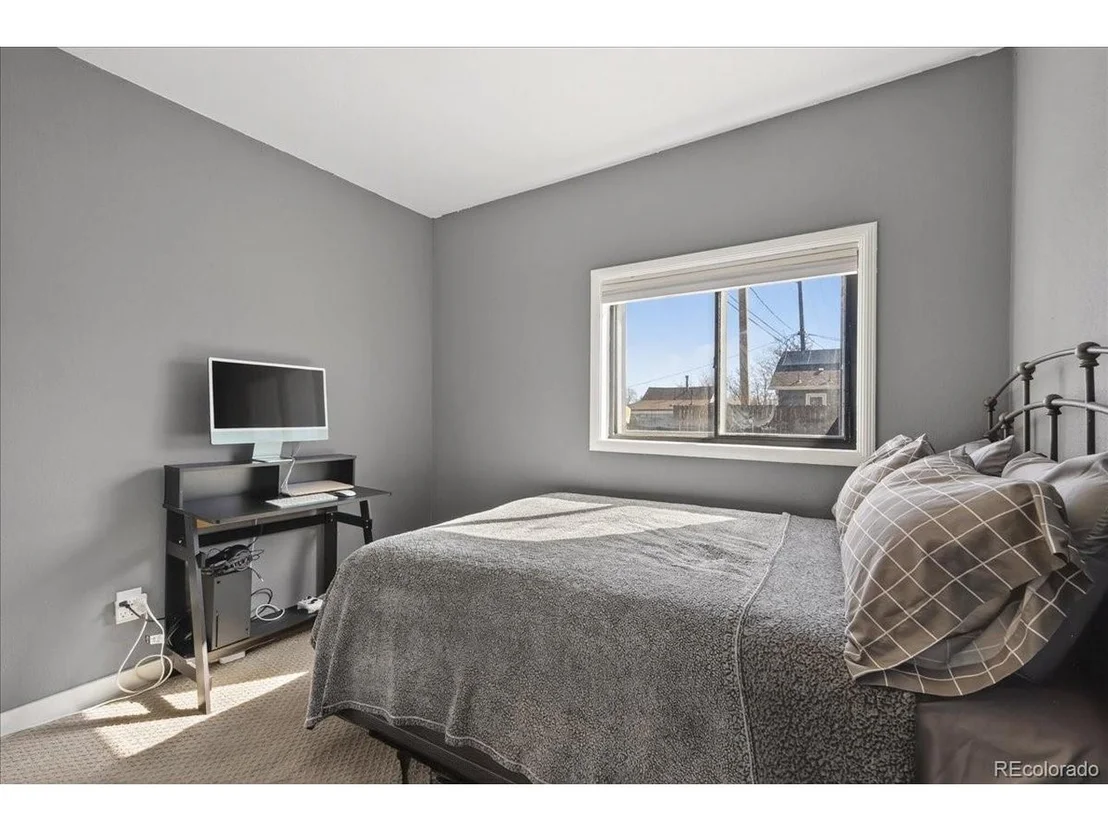 Photo of 4175 W Custer Pl