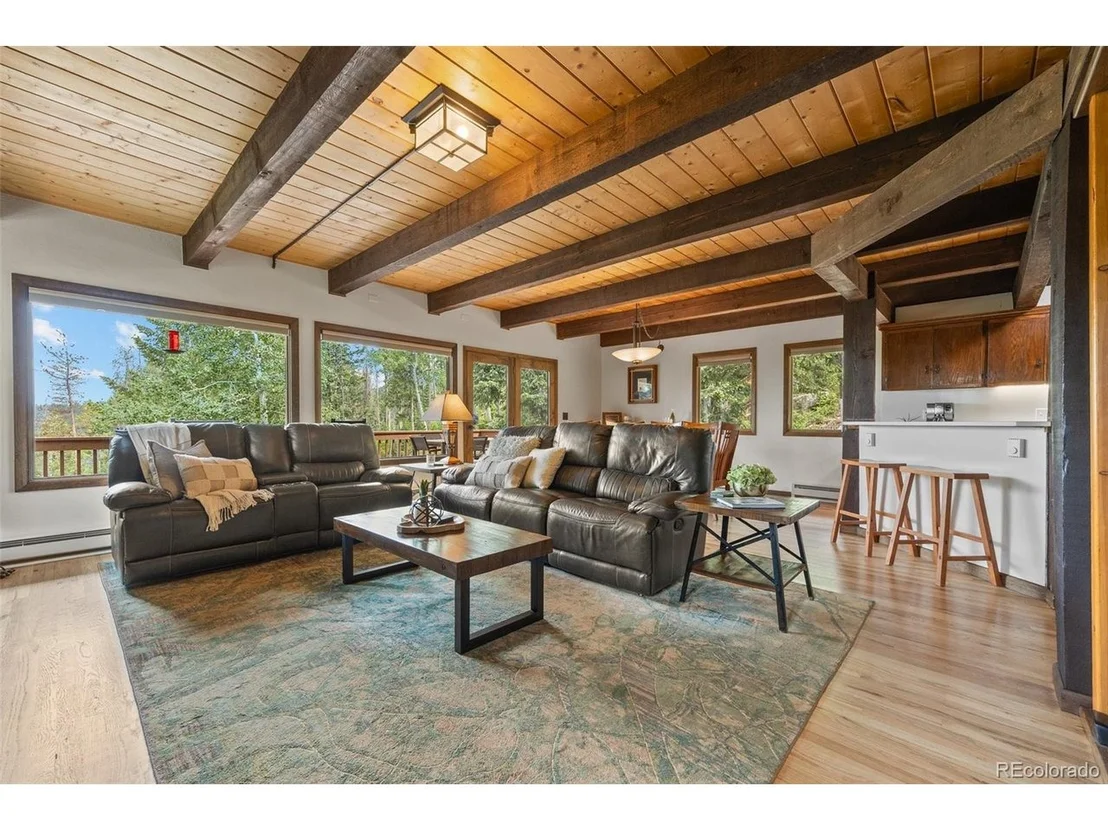 Photo of 32462 Lodgepole Dr