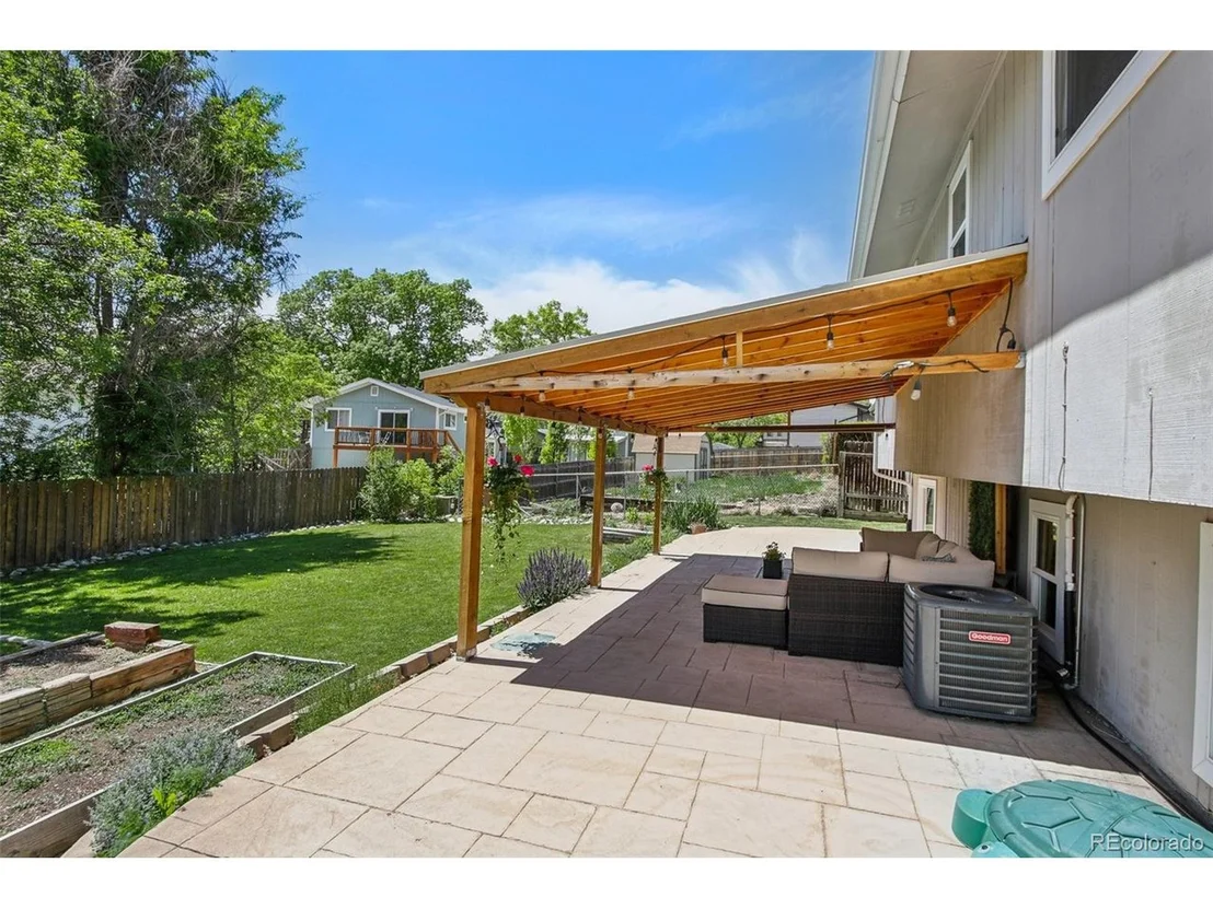 Photo of 13030 King Cir