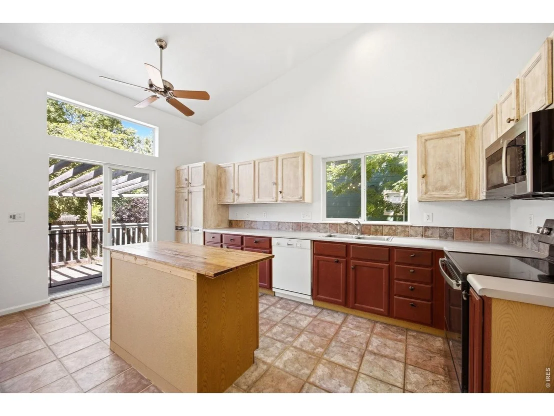 Photo of 726 Nelson Park Dr