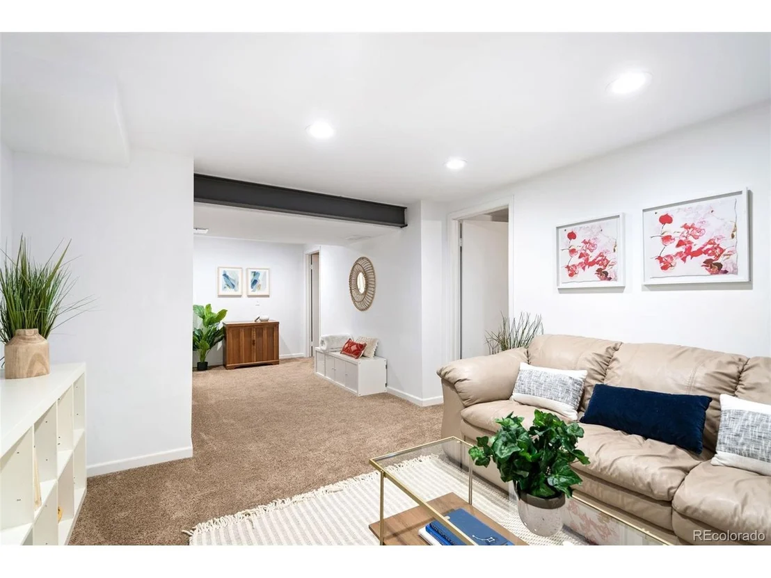 Photo of 8368 Chase Dr