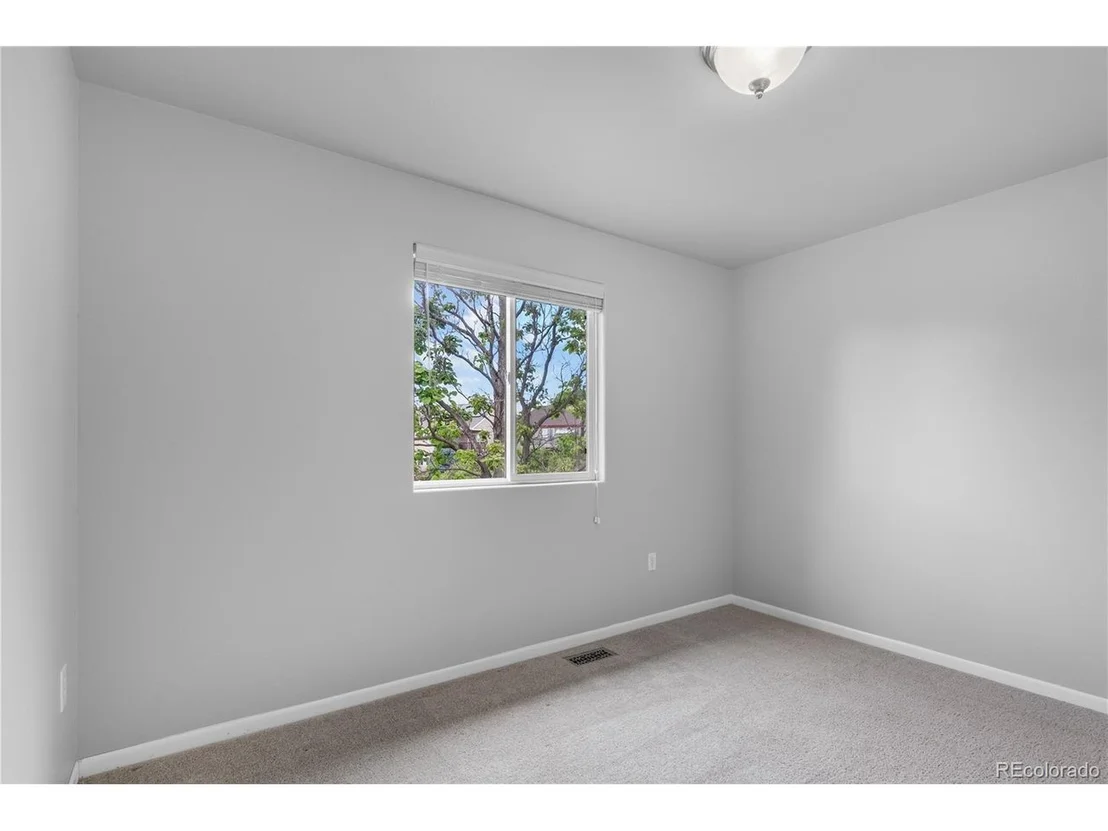 Photo of 2282 Birdie Dr