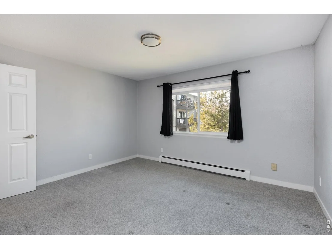 Photo of Unit 77 at 3275 34th St