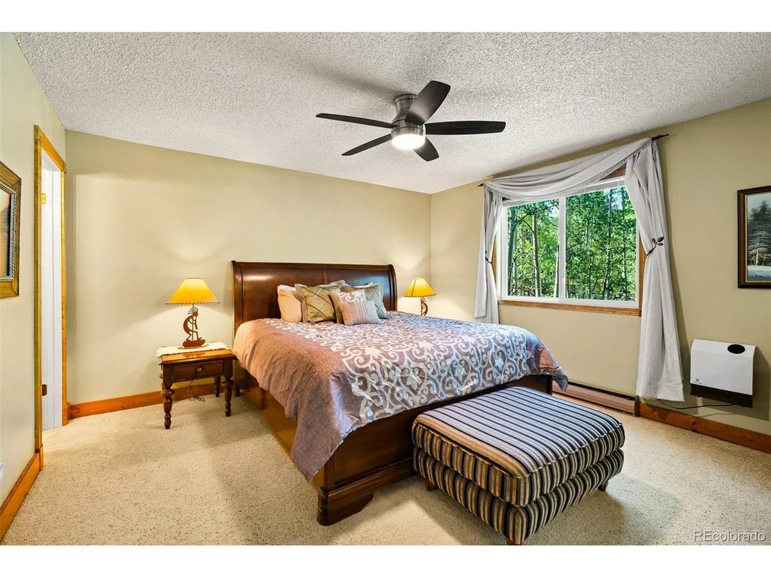 Photo of 163 Meadow View Ln