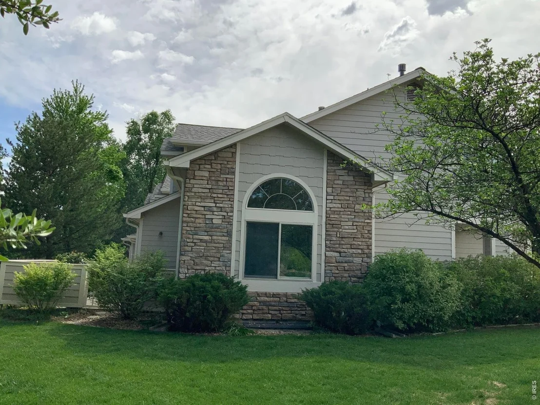 Photo of Unit 4 at 907 Hover Ridge Cir