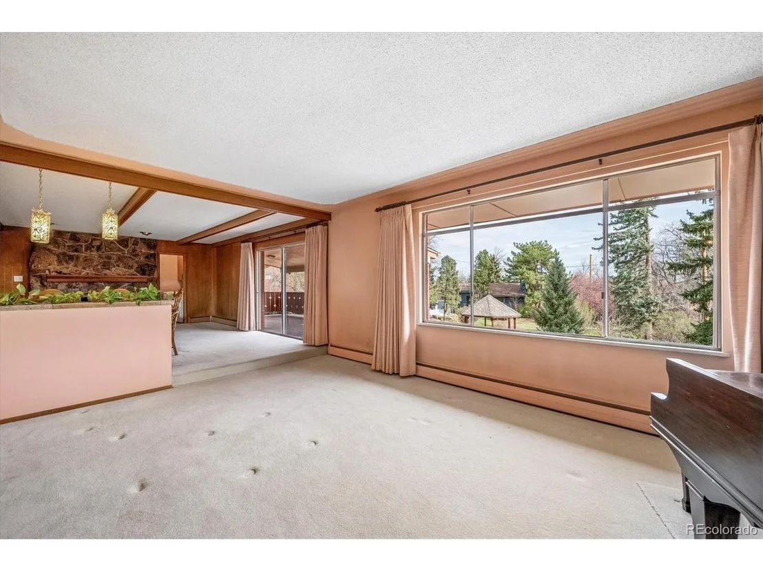 Photo of 14075 Crabapple Rd
