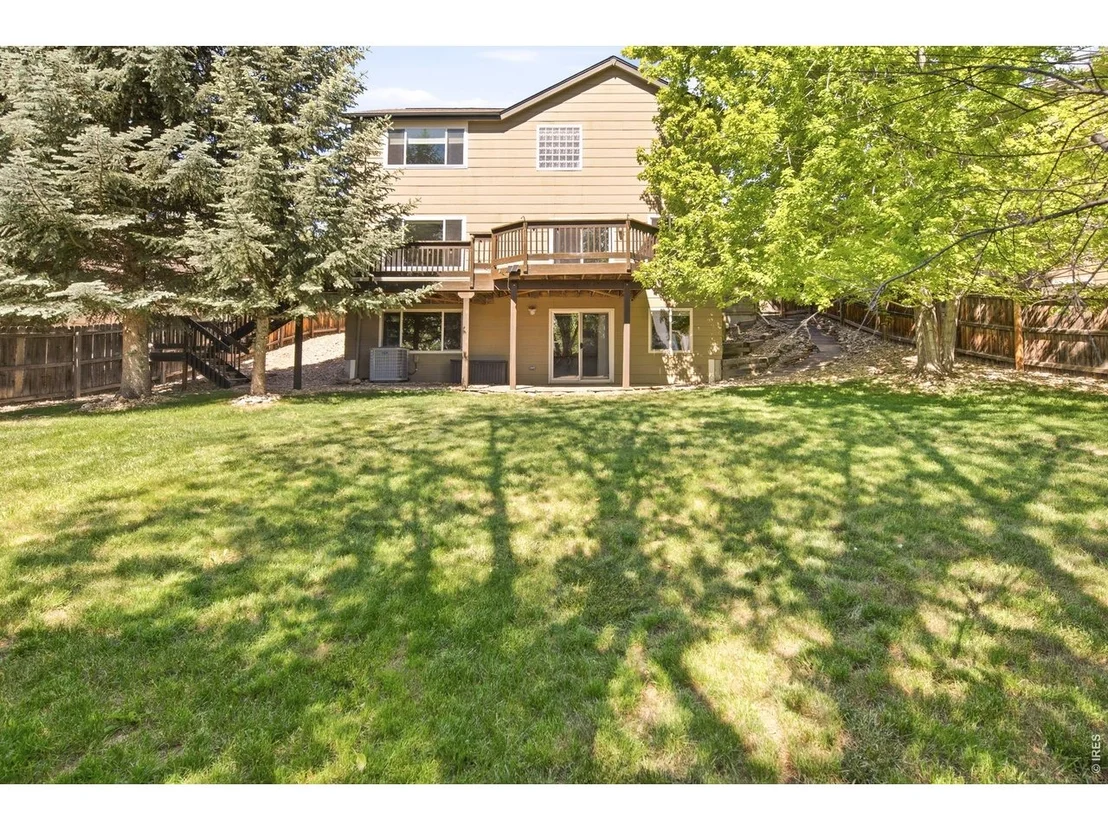 Photo of 673 Eaton Cir