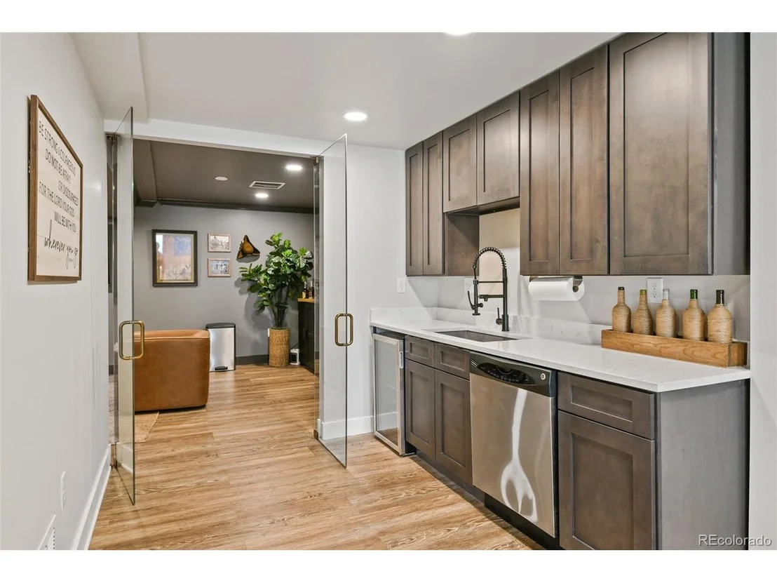 Photo of 1127 Cherrywood Dr