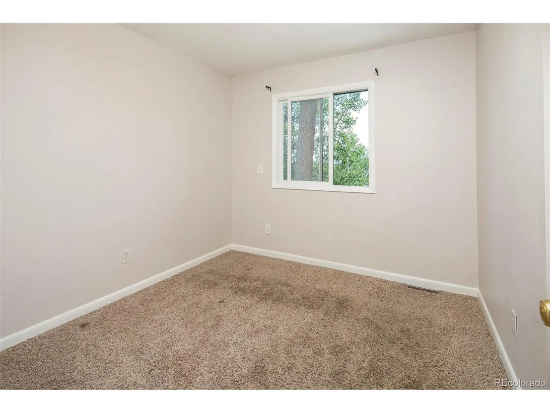 Photo of 32371 Lodgepole Dr