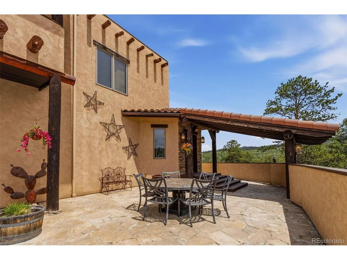 Photo of 28098 Green Valley Ln