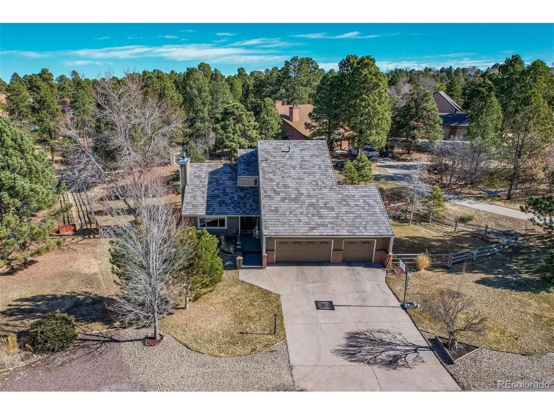 Photo of 8355 Lightening View Dr