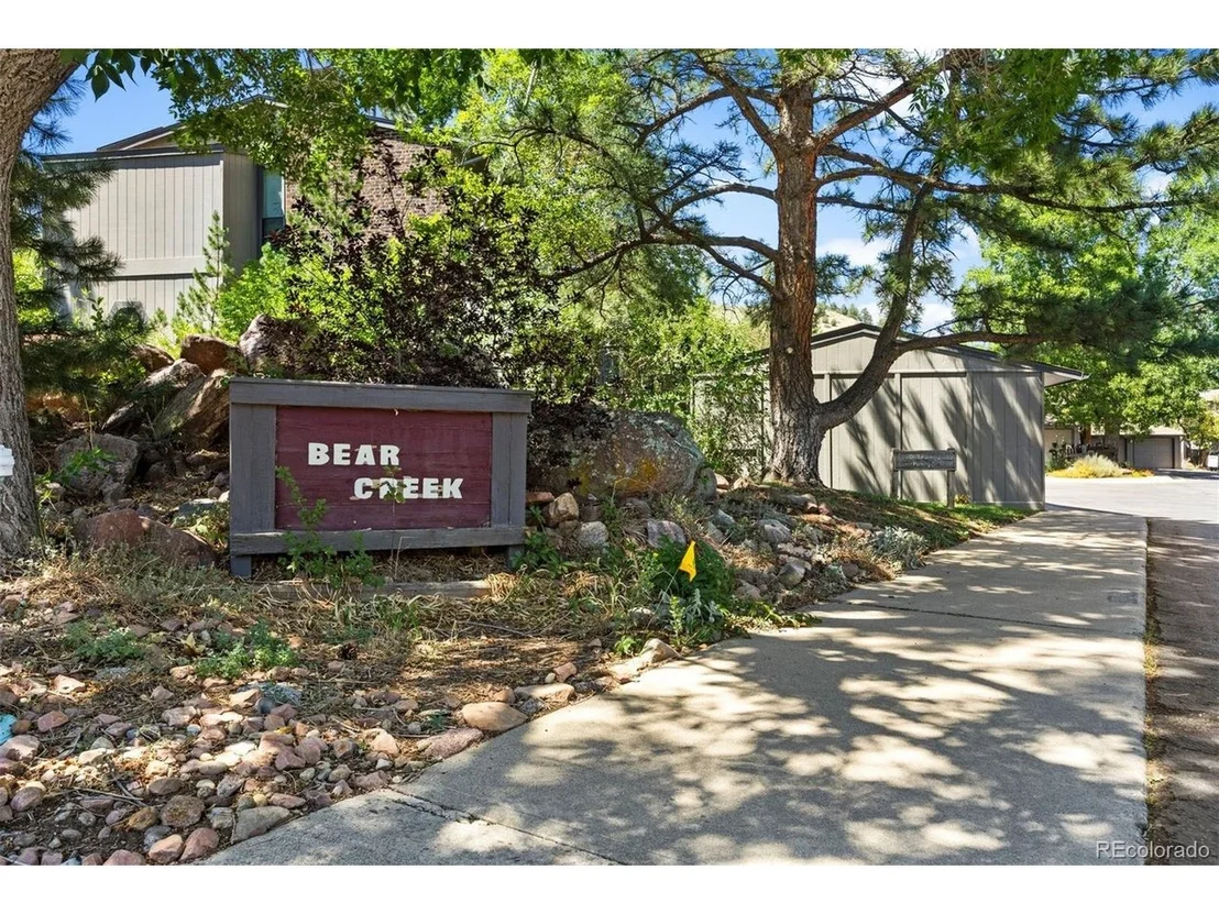 Photo of Unit D at 1325 Bear Mountain Dr