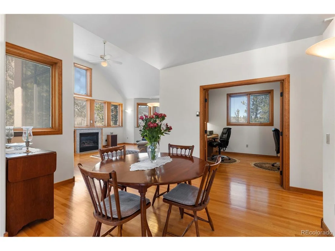 Photo of 460 Temple Trl