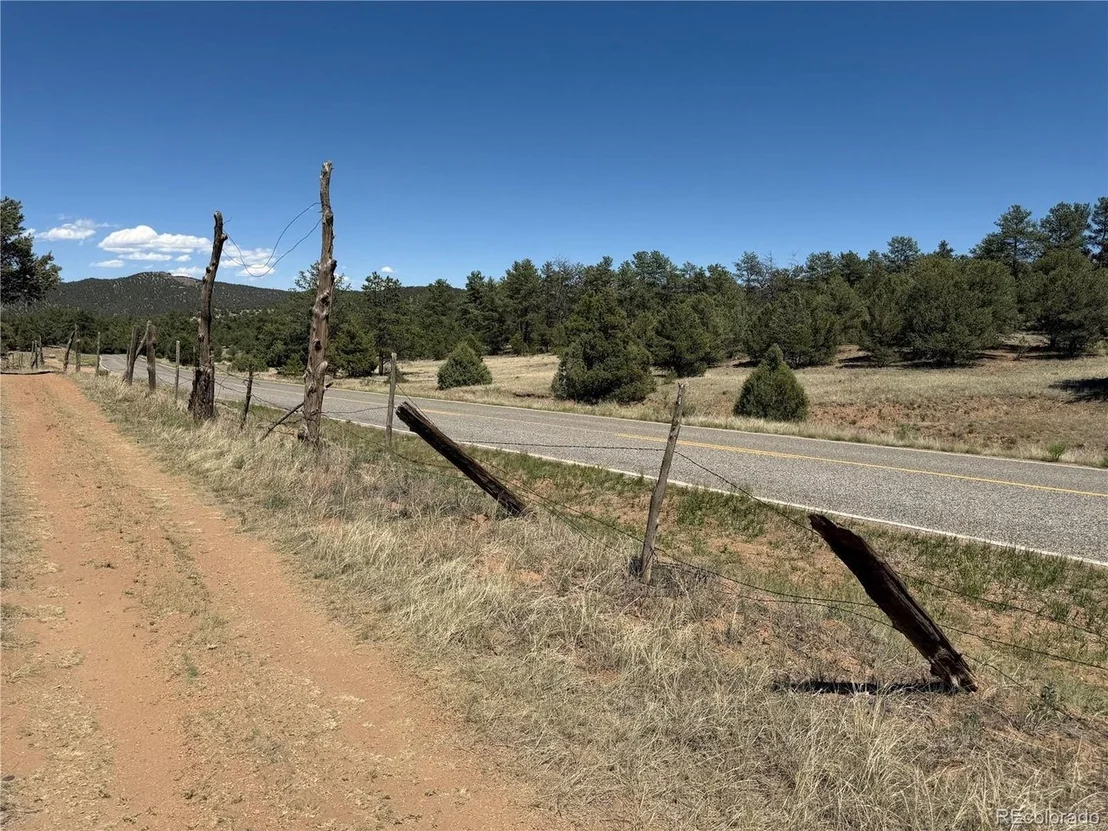 Photo of 520 W View Rd