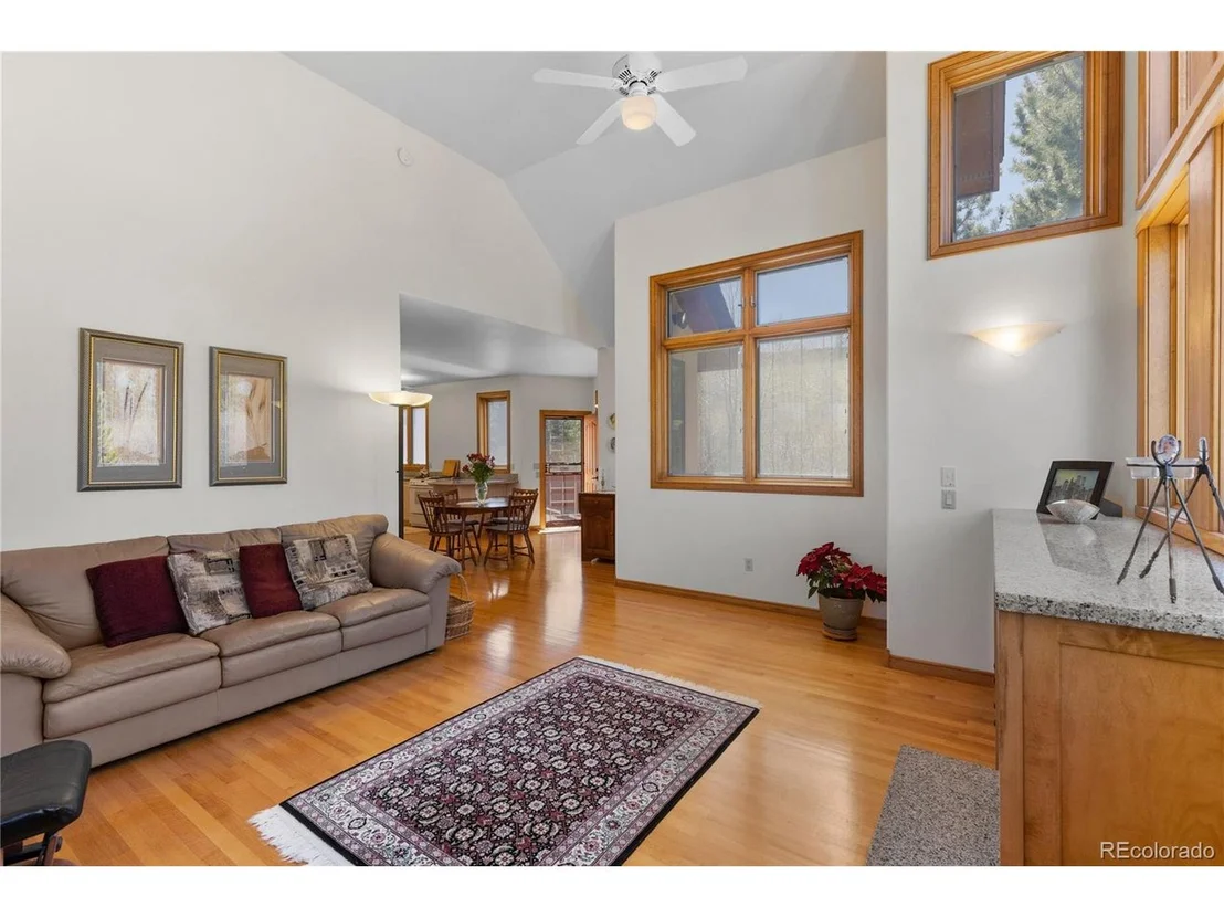 Photo of 460 Temple Trl
