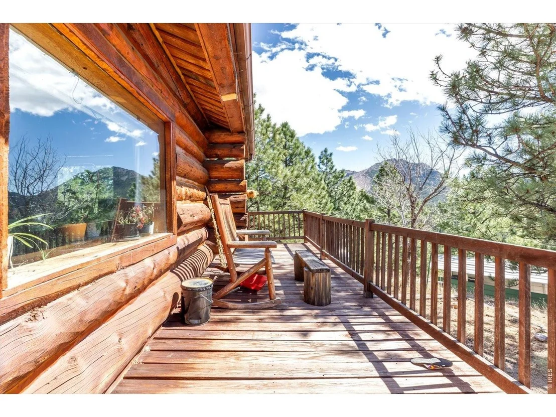 Photo of 679 Cougar Dr