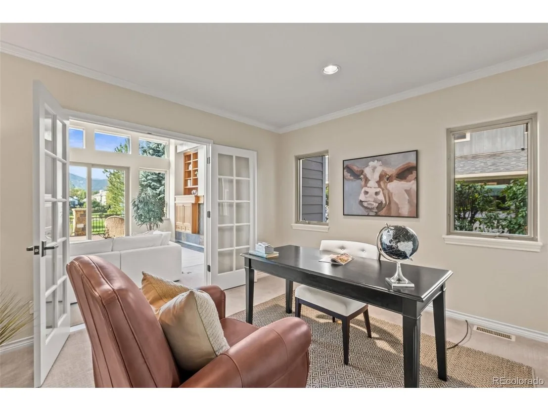 Photo of 2512 Premier Pl