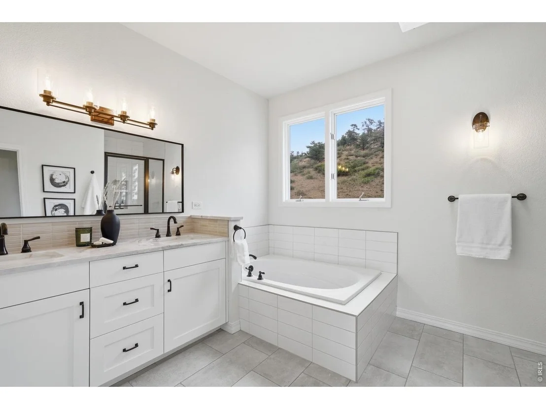 Photo of 840 S County Road 27 E