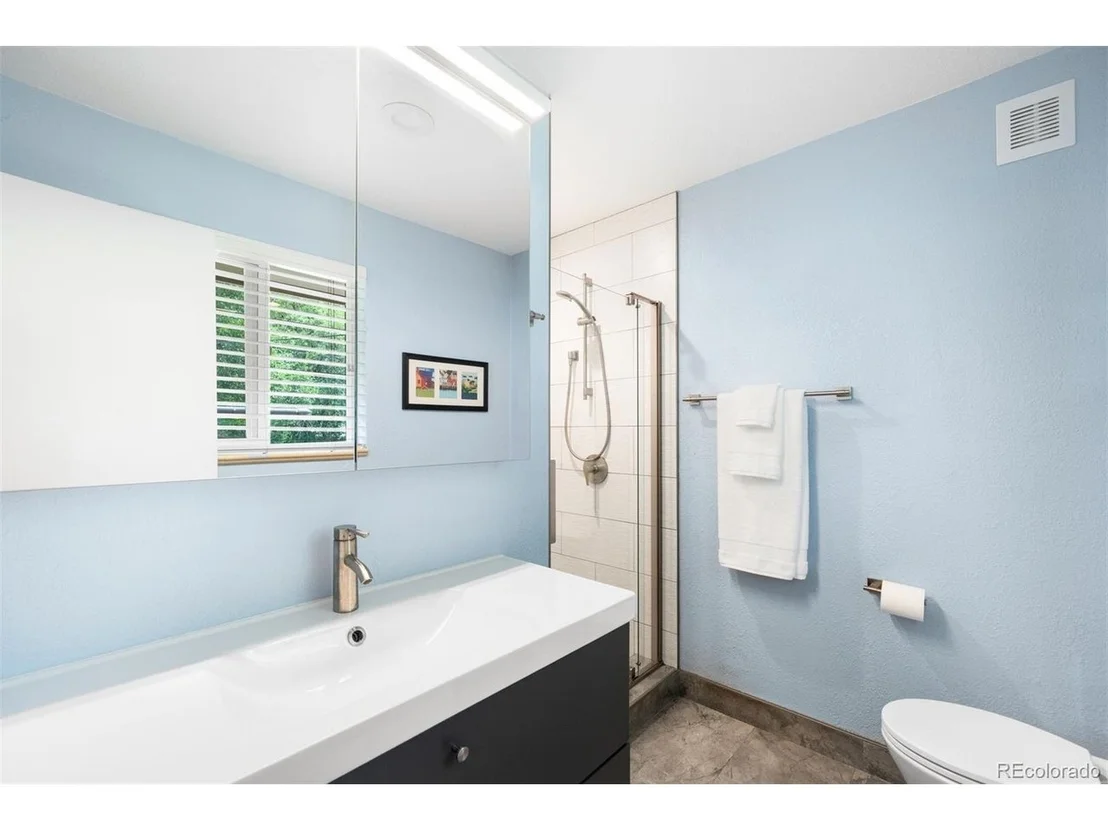 Photo of 5 Circle Dr