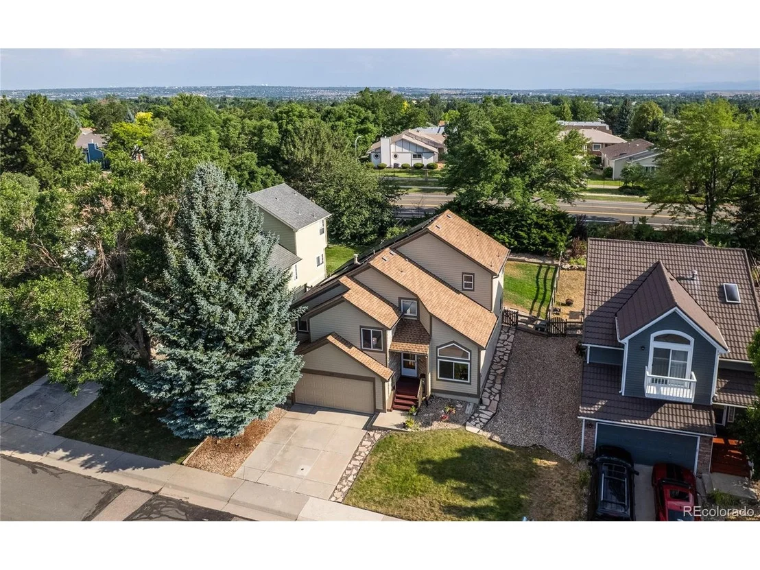 Photo of 210 Monarch Trl