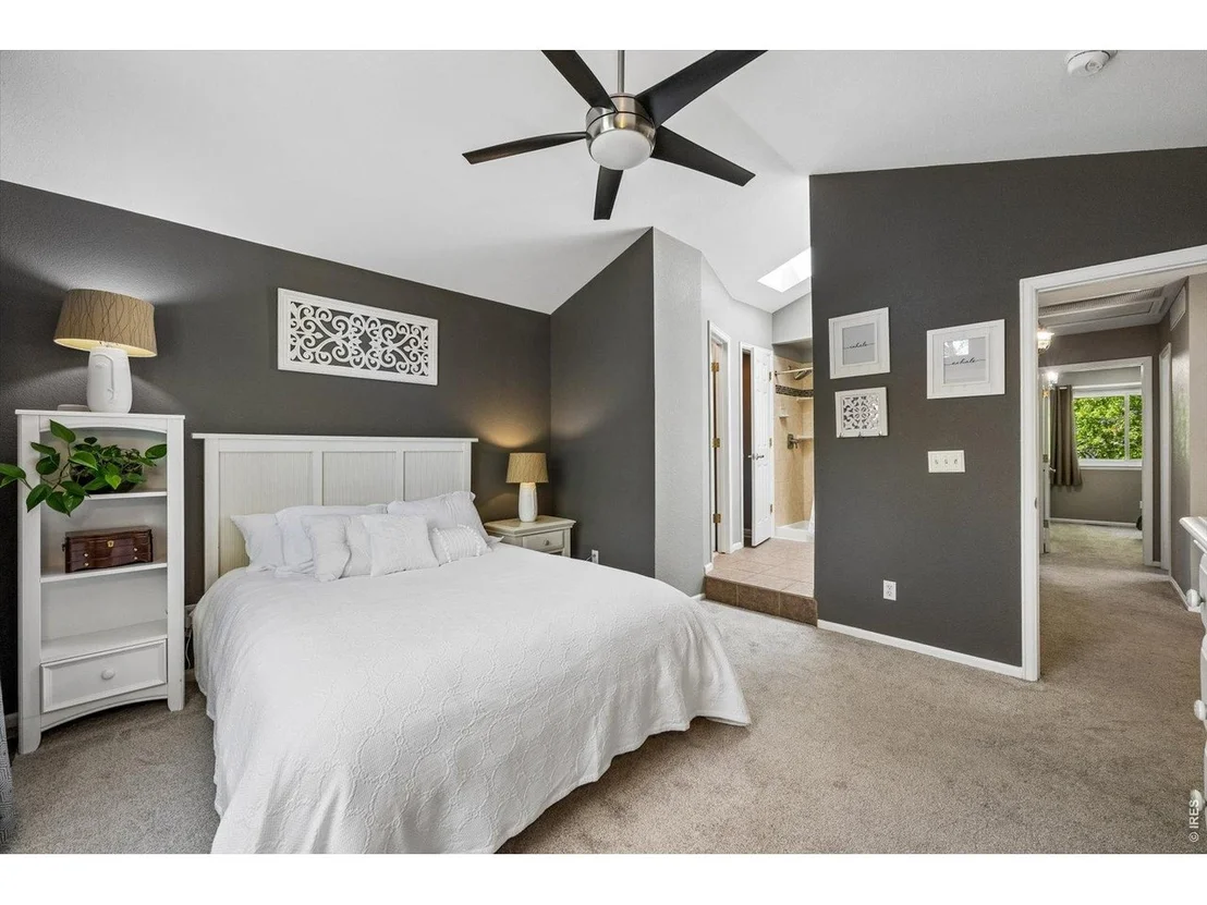 Photo of 562 Spruce Cir