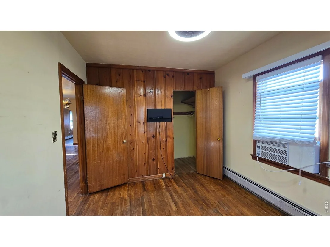 Photo of 411 Clark St