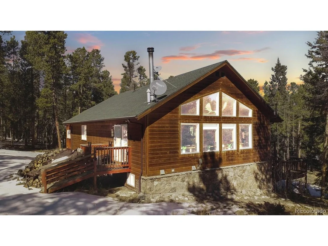 Photo of 154 Lakeside Dr