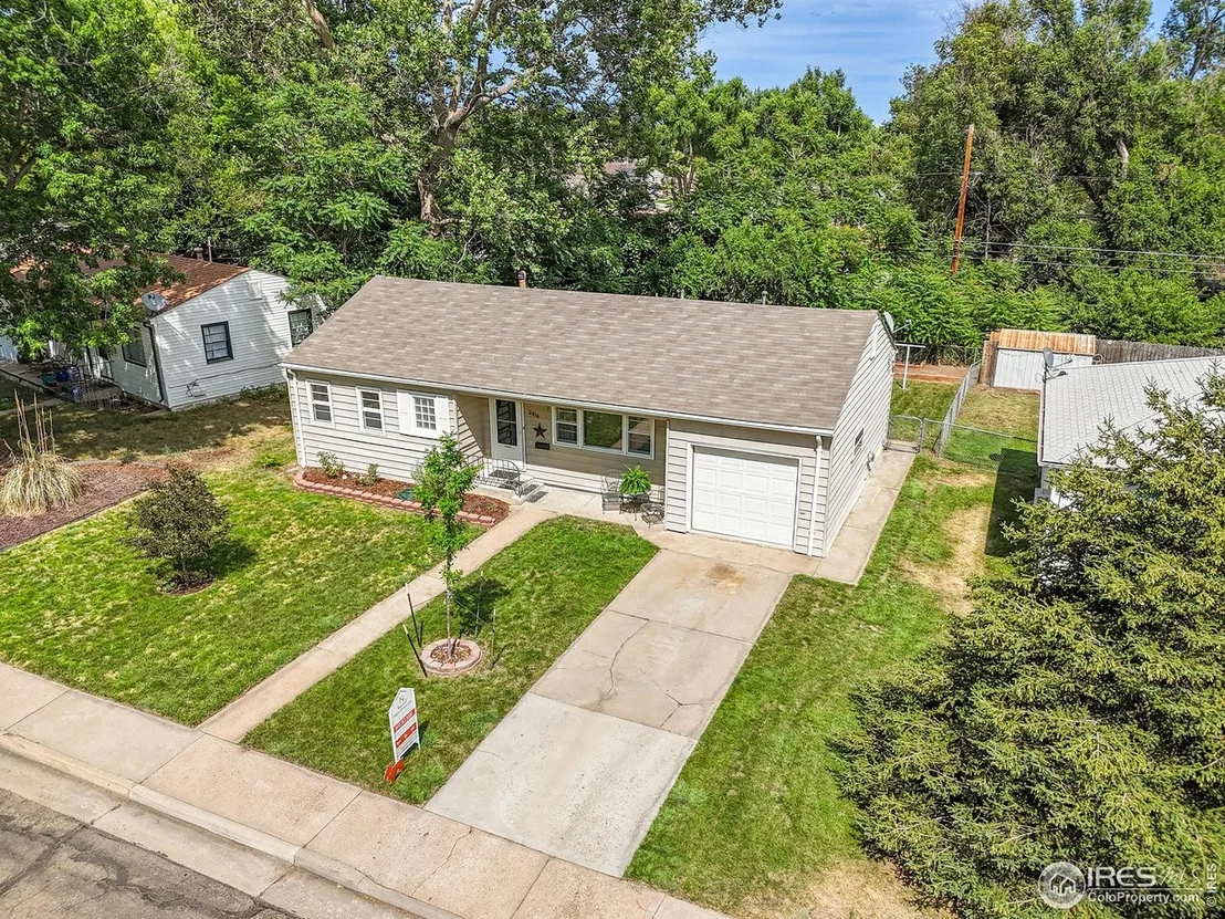 Photo of 2416 15th Ave