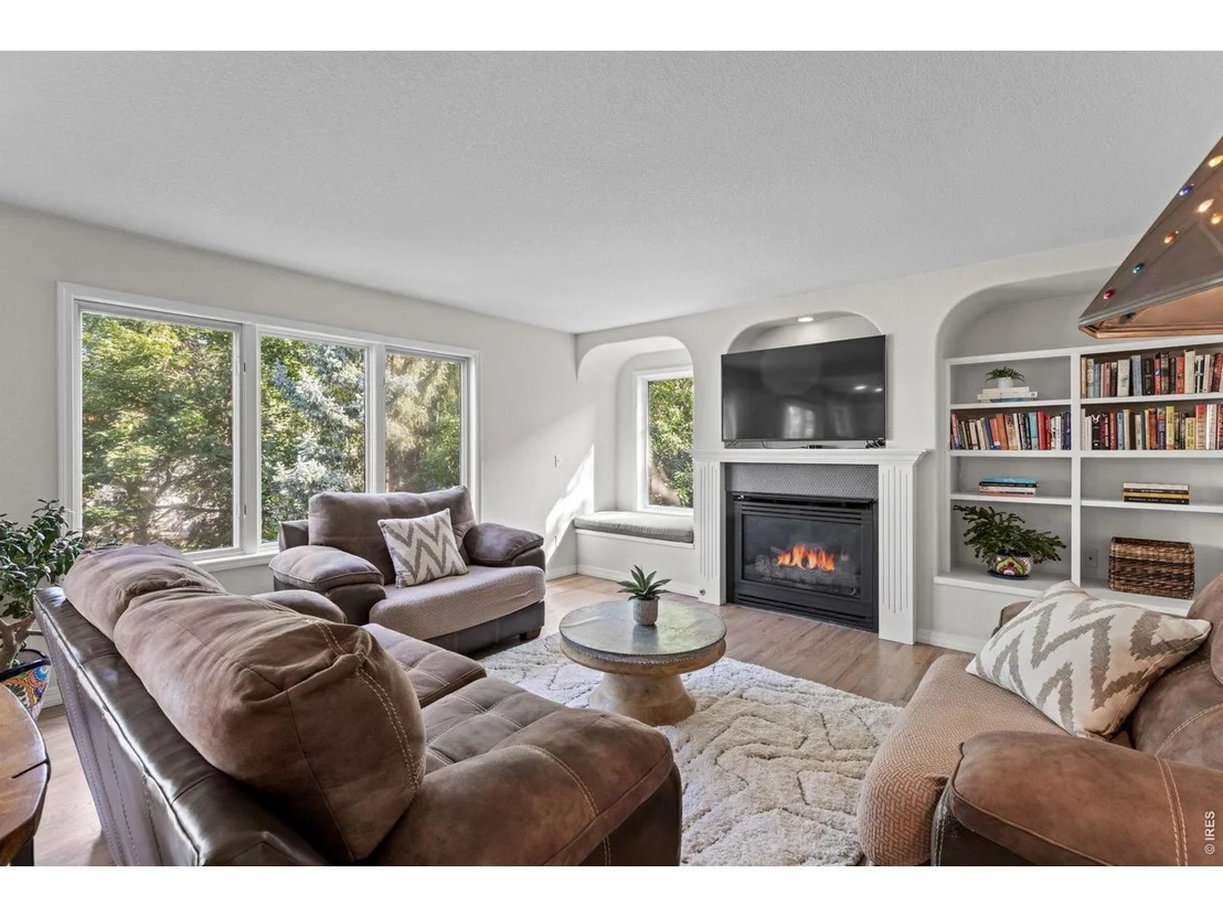 Photo of 3966 Montclair Ln