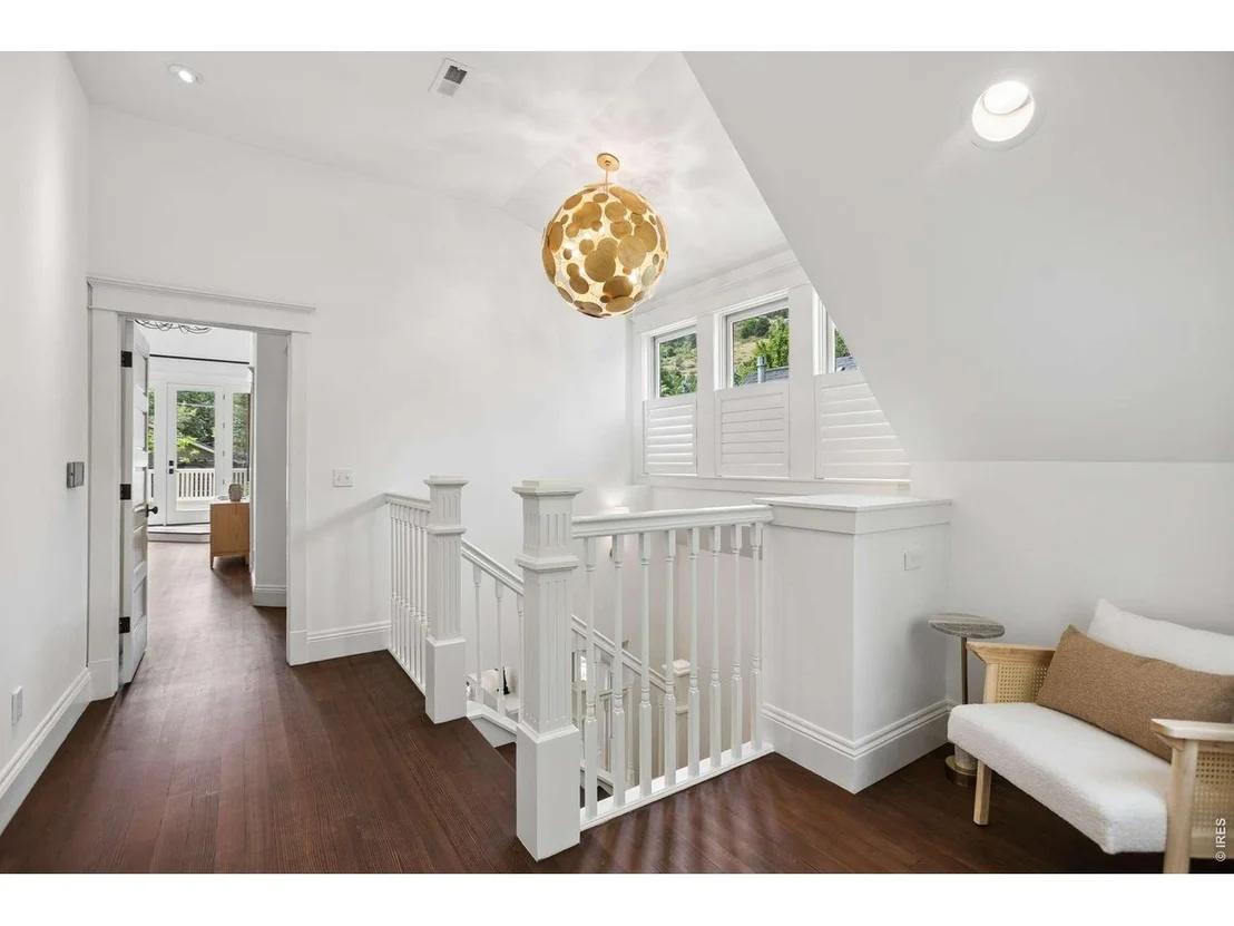 Photo of 512 Marine St