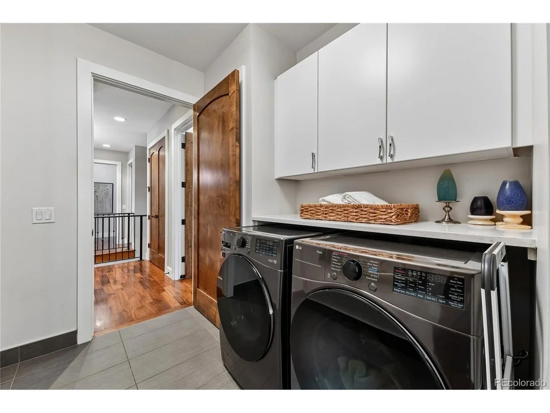 Photo of 771 Jasmine St