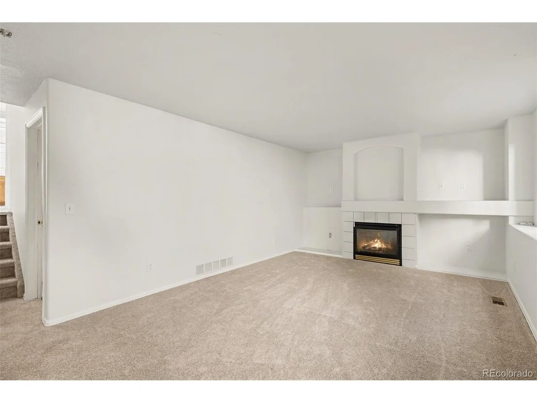 Photo of 23541 Broadmoor Dr