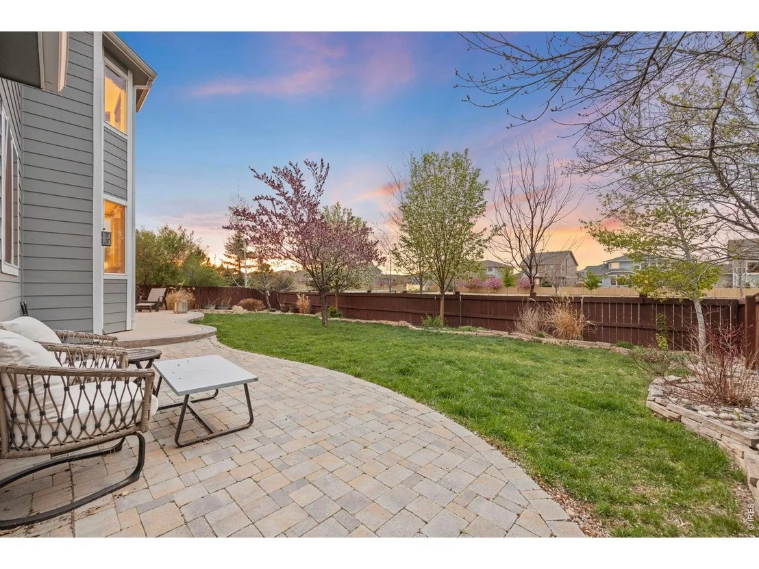 Photo of 6386 Mayfair Ave