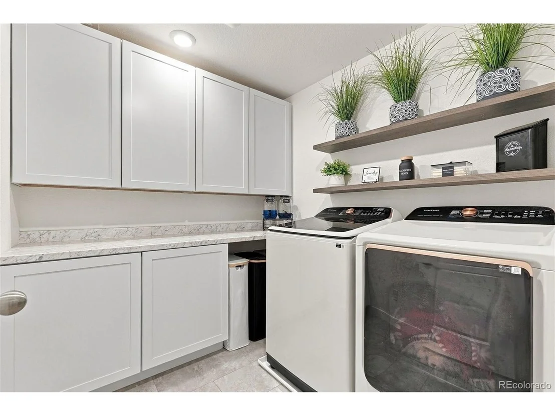 Photo of 15723 W Floyd Ave