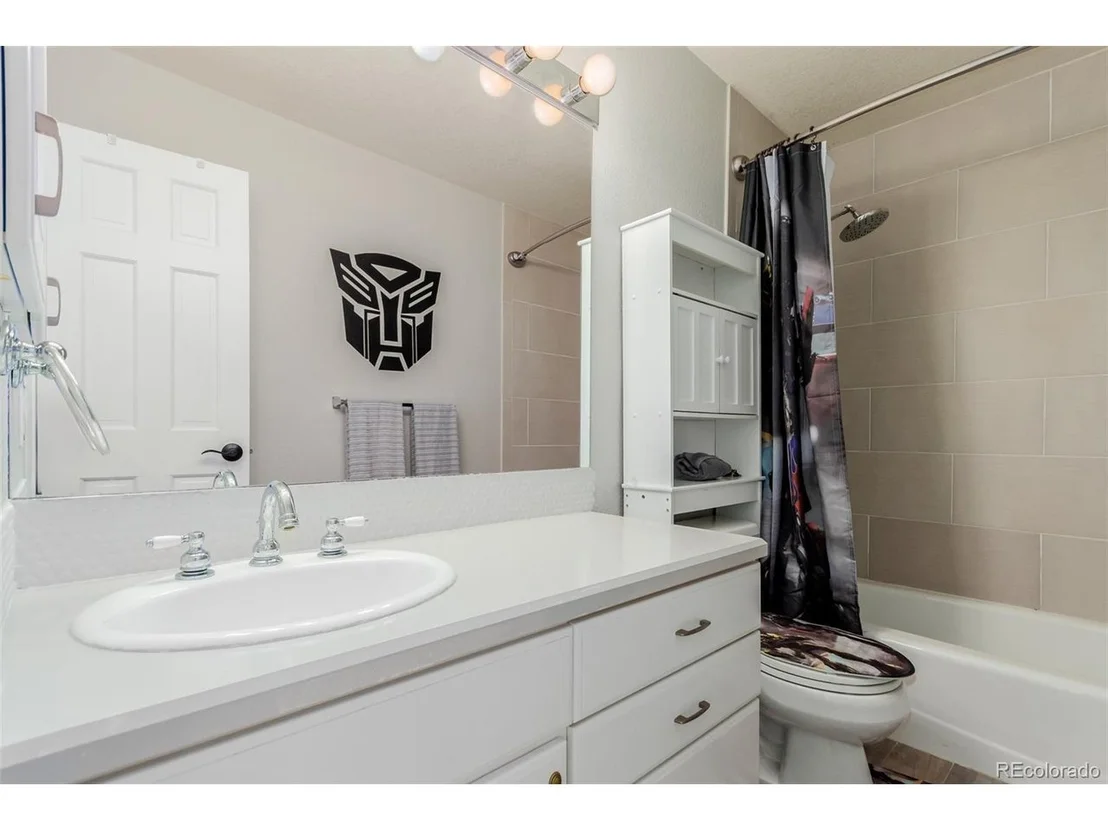 Photo of 2257 Deerpath Rd